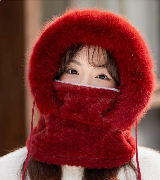 Ensemble deux pièces foulard et bonnet en peluche pour femme