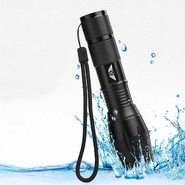 LAMPE DE POCHE TACTIQUE Artemis DX8000